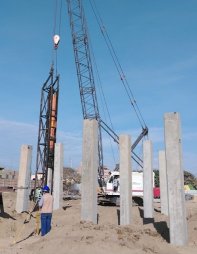 hincado-de-pilotes-en-chimbote-3