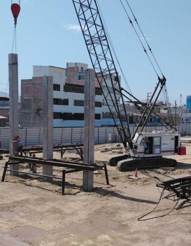 hincado-de-pilotes-en-chimbote-8